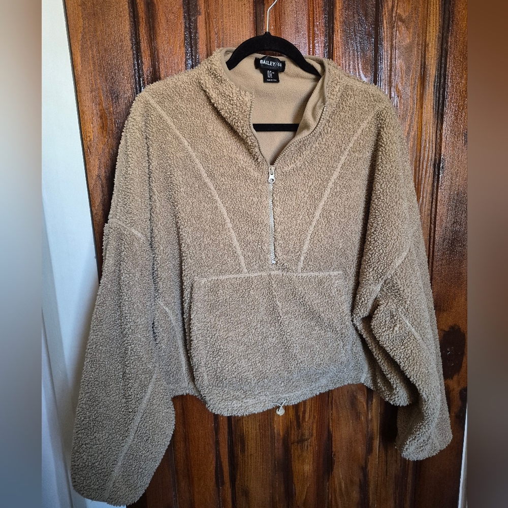 Bailey 44 Size XL 1/2 Zip Oversized Cropped Sherpa Pullover